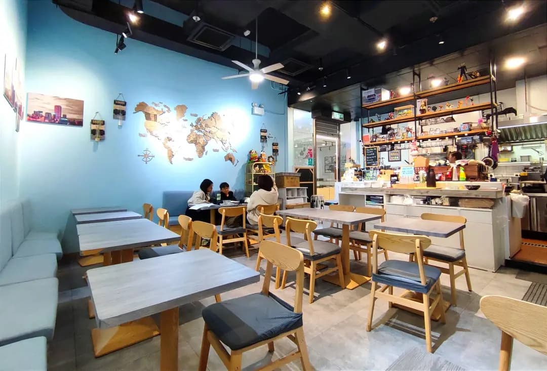 Piano Piano Cafe photo 3