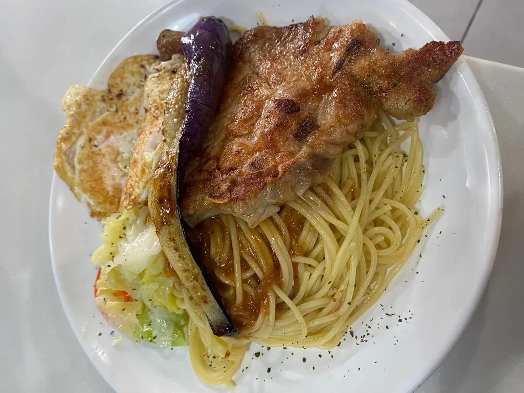 1+2冰室豬扒專門店 photo 3