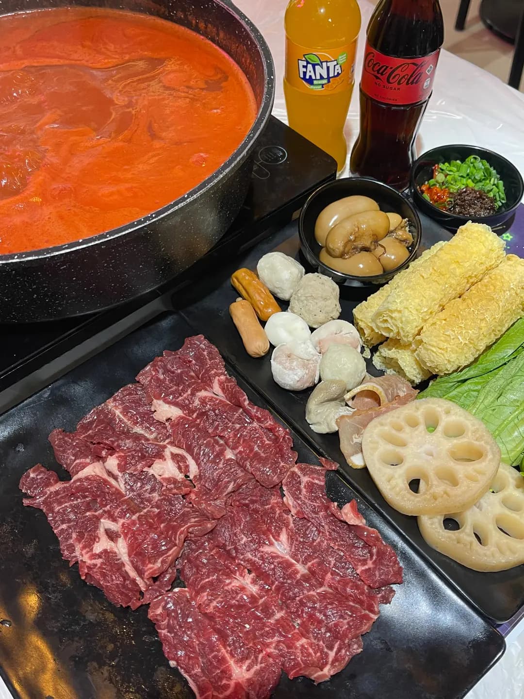 圍威喂正宗養生海鮮火鍋專門店 photo 2