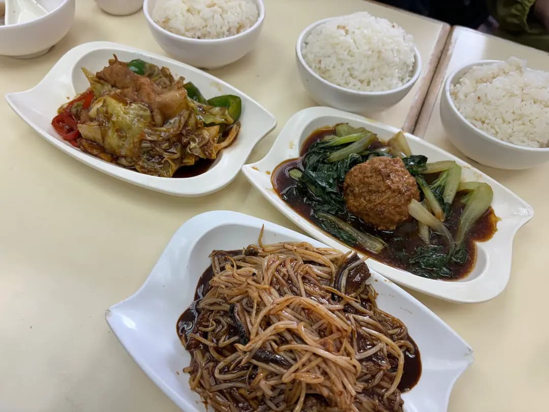 上海榮華川菜館 photo 5