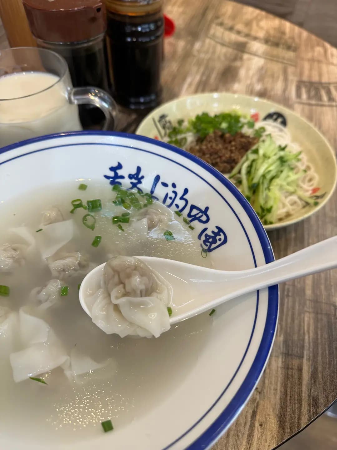 老上海餛飩舖 photo 4