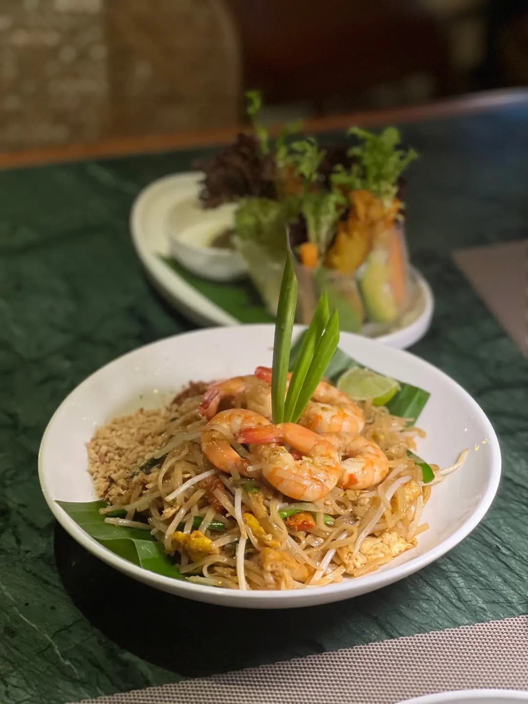 Ruên Thai & Vietnamese photo 2