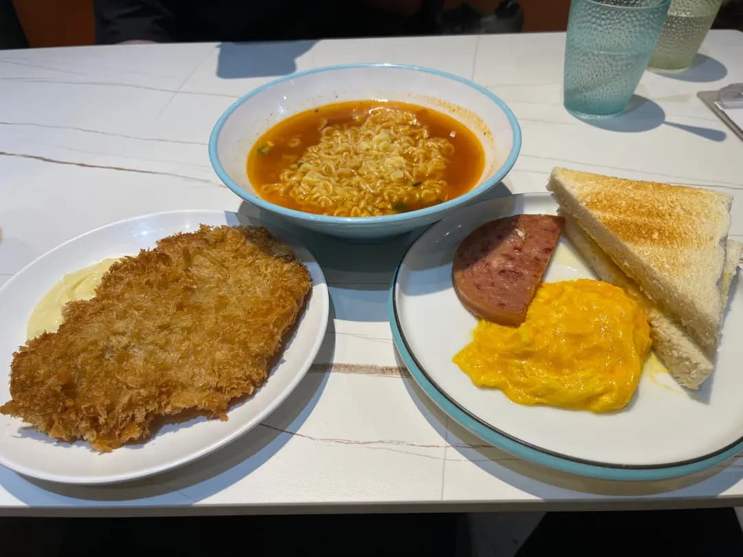 民生食堂 photo 1