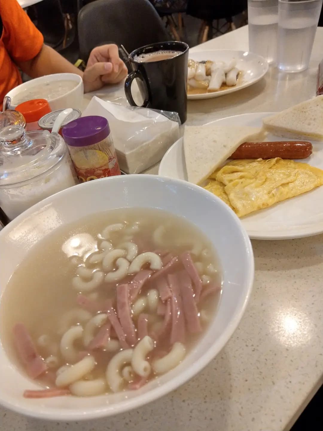 港龍茶餐廳 photo 5