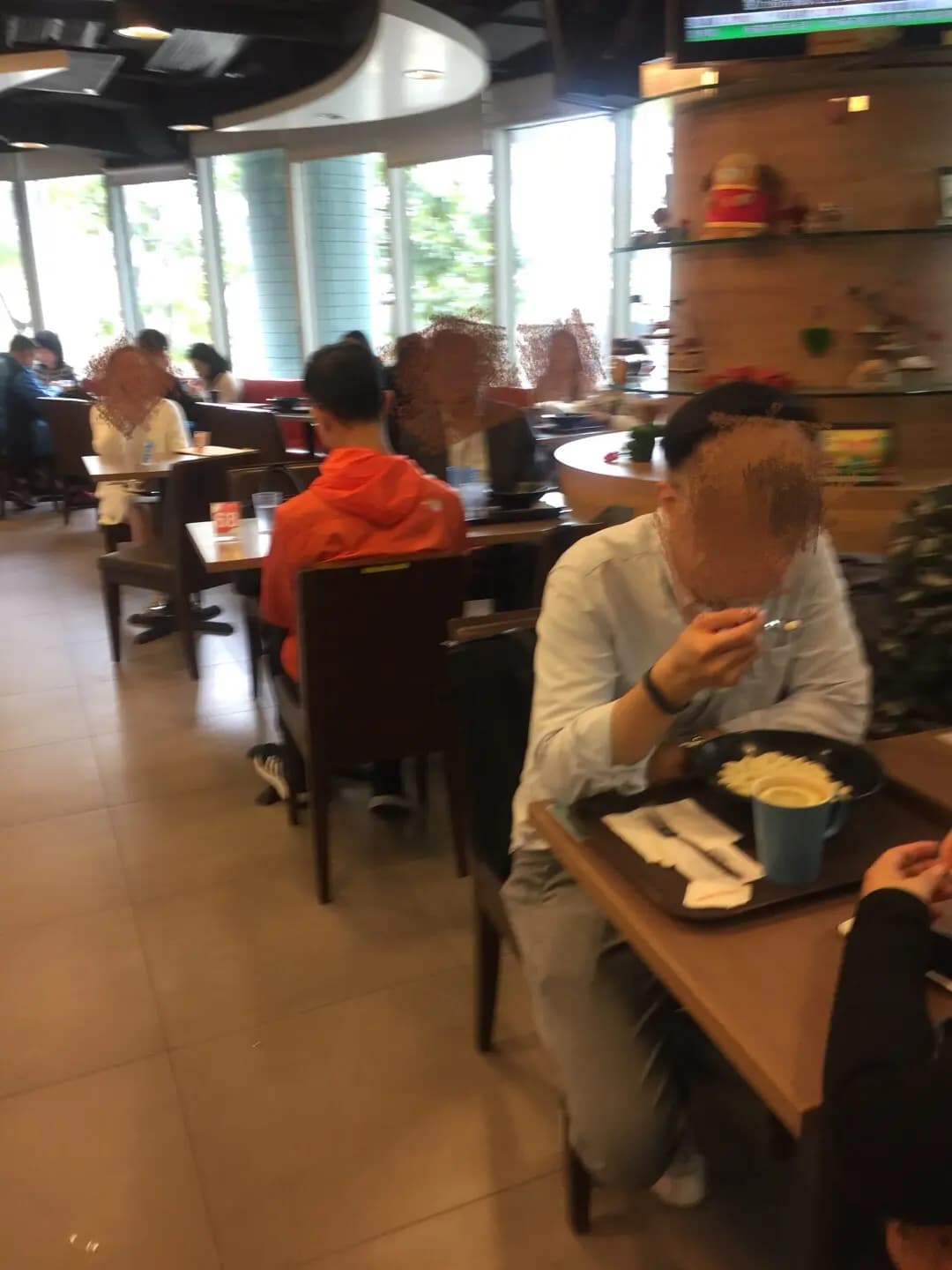 HOME cafe photo 2