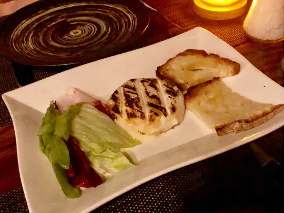 The Italian Club - Wine Bar, Steak House & Pizza Gourmet photo 6
