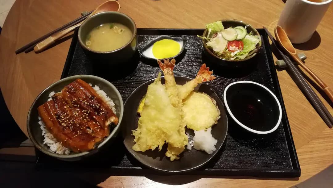 丼丼亭 (翡翠明珠廣場) photo 5