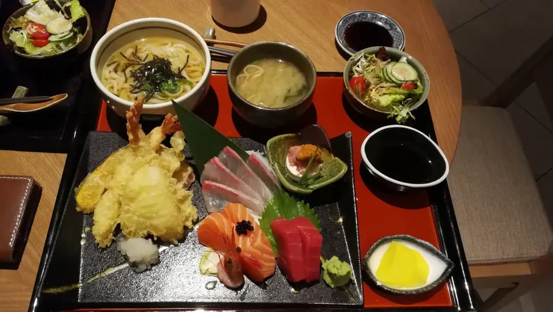 丼丼亭 (翡翠明珠廣場) photo 6