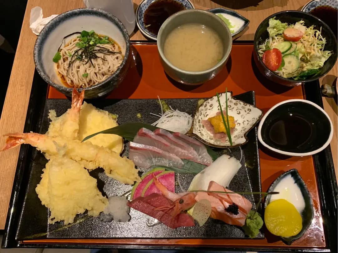 丼丼亭 (翡翠明珠廣場) photo 4