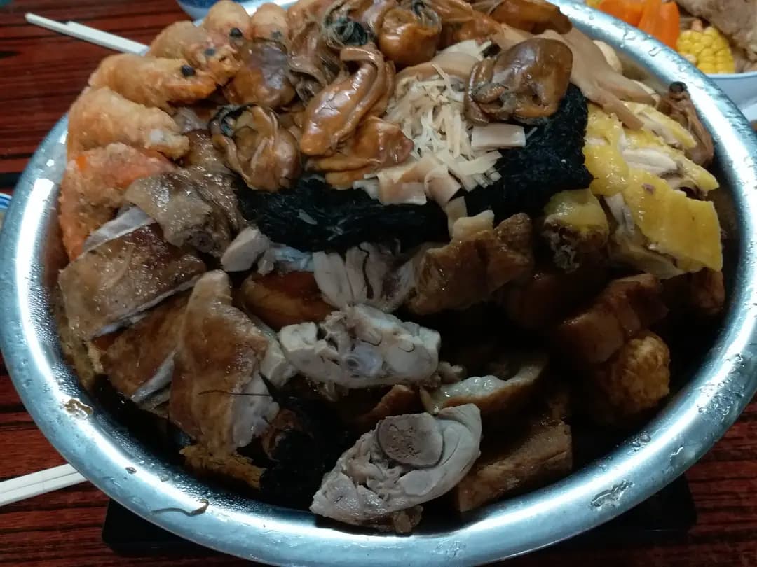 洪運正宗圍村盆菜 photo 8