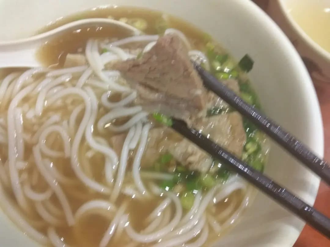 鴻苑魚蛋粉麵茶餐廳 photo 3