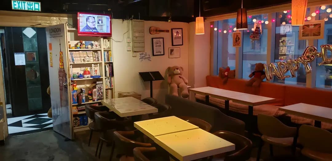 Comma Cafe photo 8