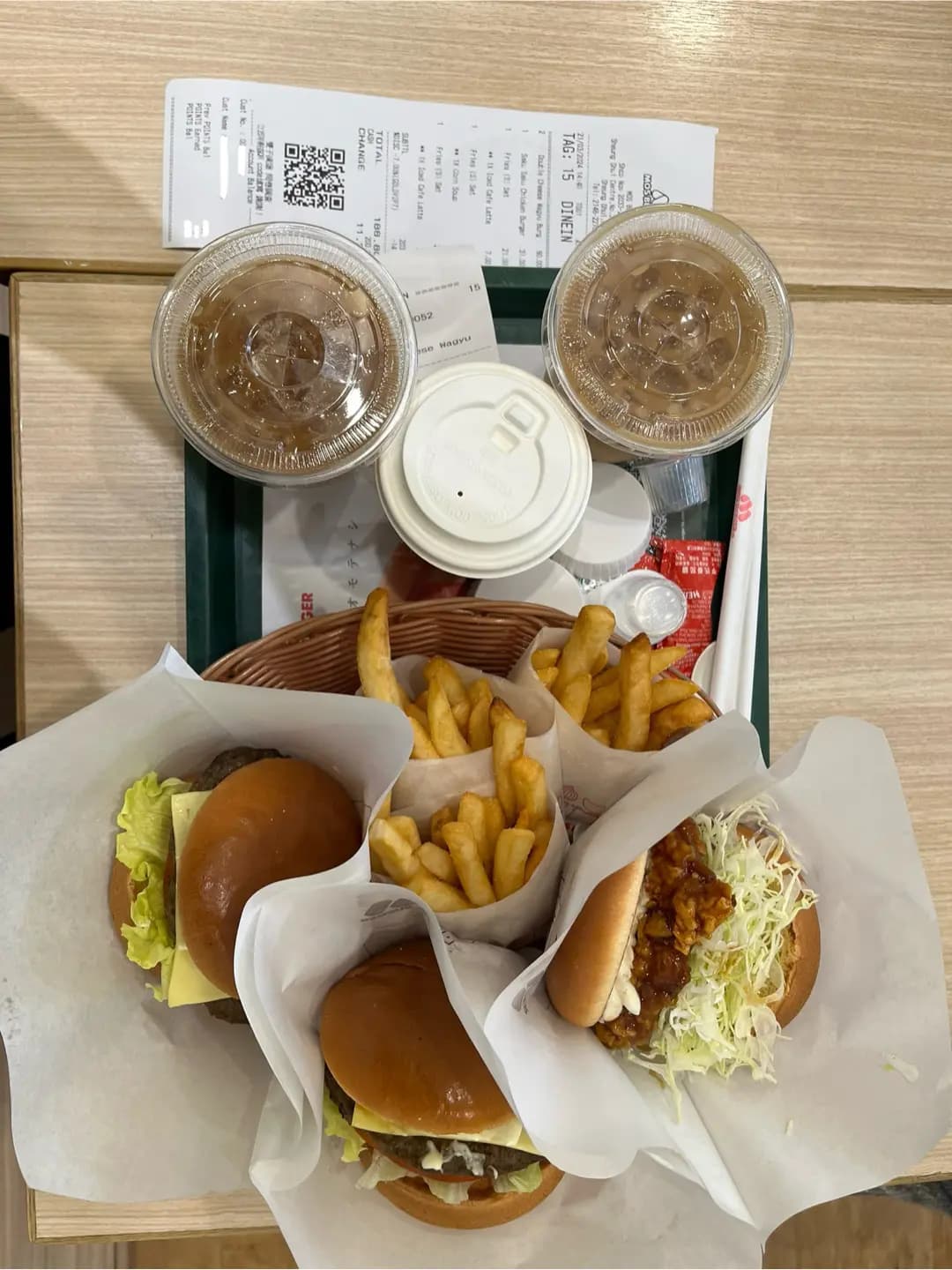 MOS Burger (上水中心) photo 7