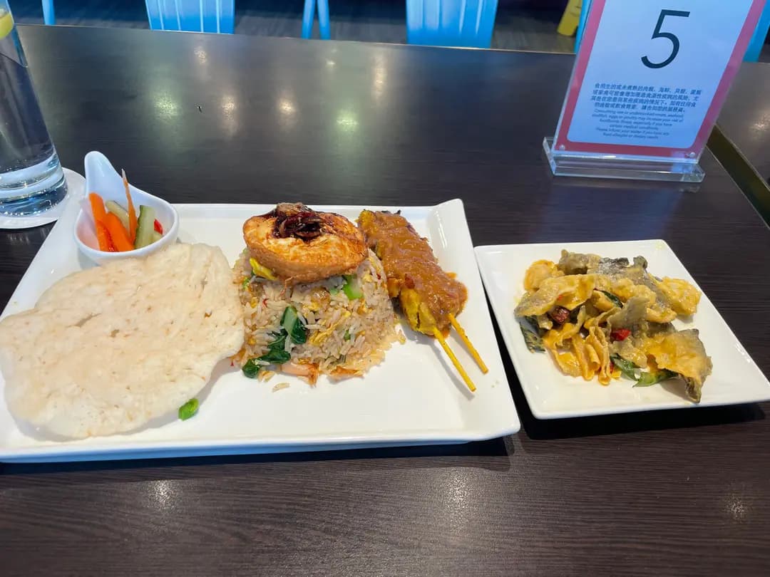 藍湖美食 photo 1