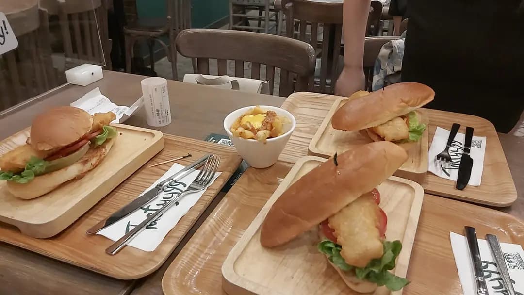 Oliver's Super Sandwiches (將軍澳廣場) photo 1