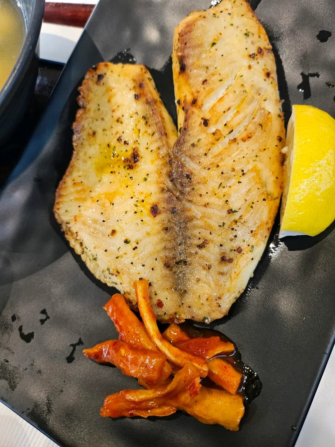 中与志お食事処 photo 3