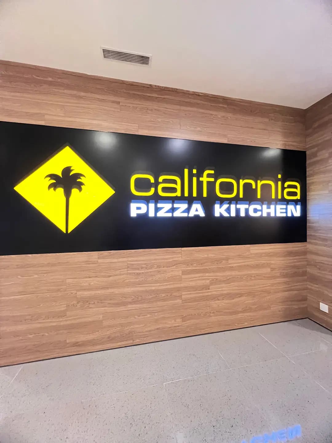 California Pizza Kitchen (屯門市廣場1期) photo 6