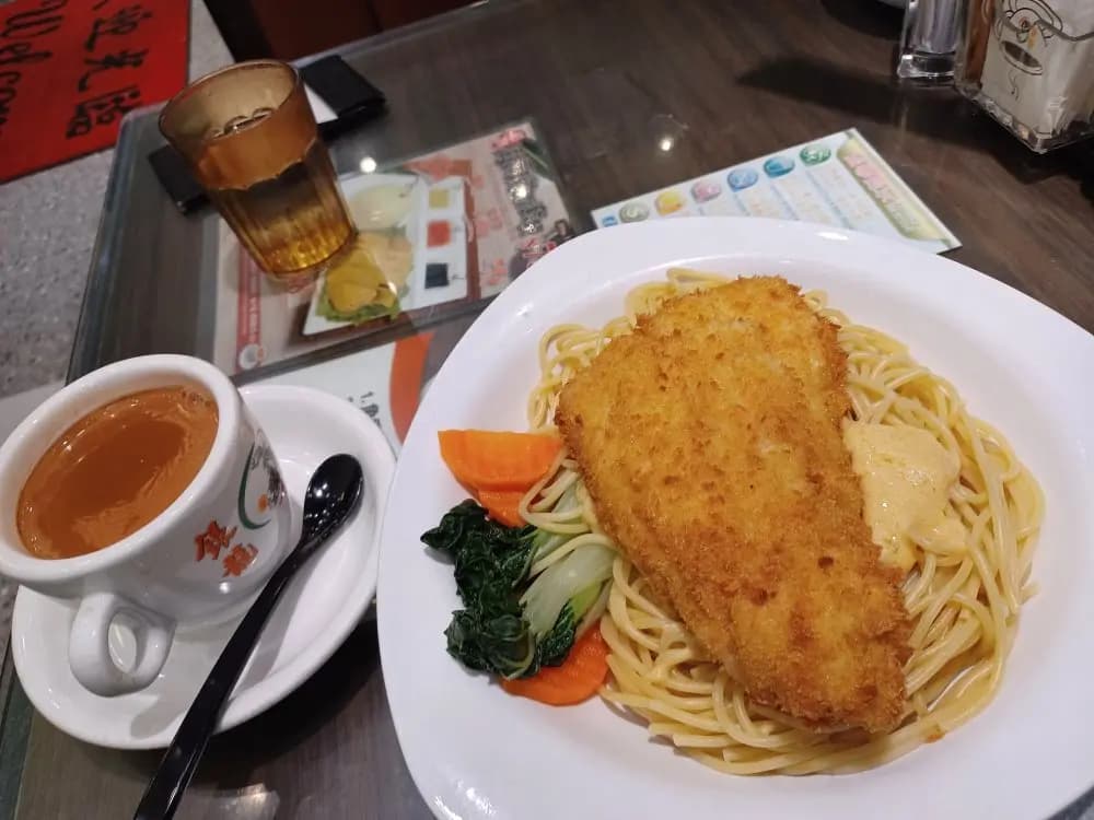 銀龍茶餐廳 photo 2