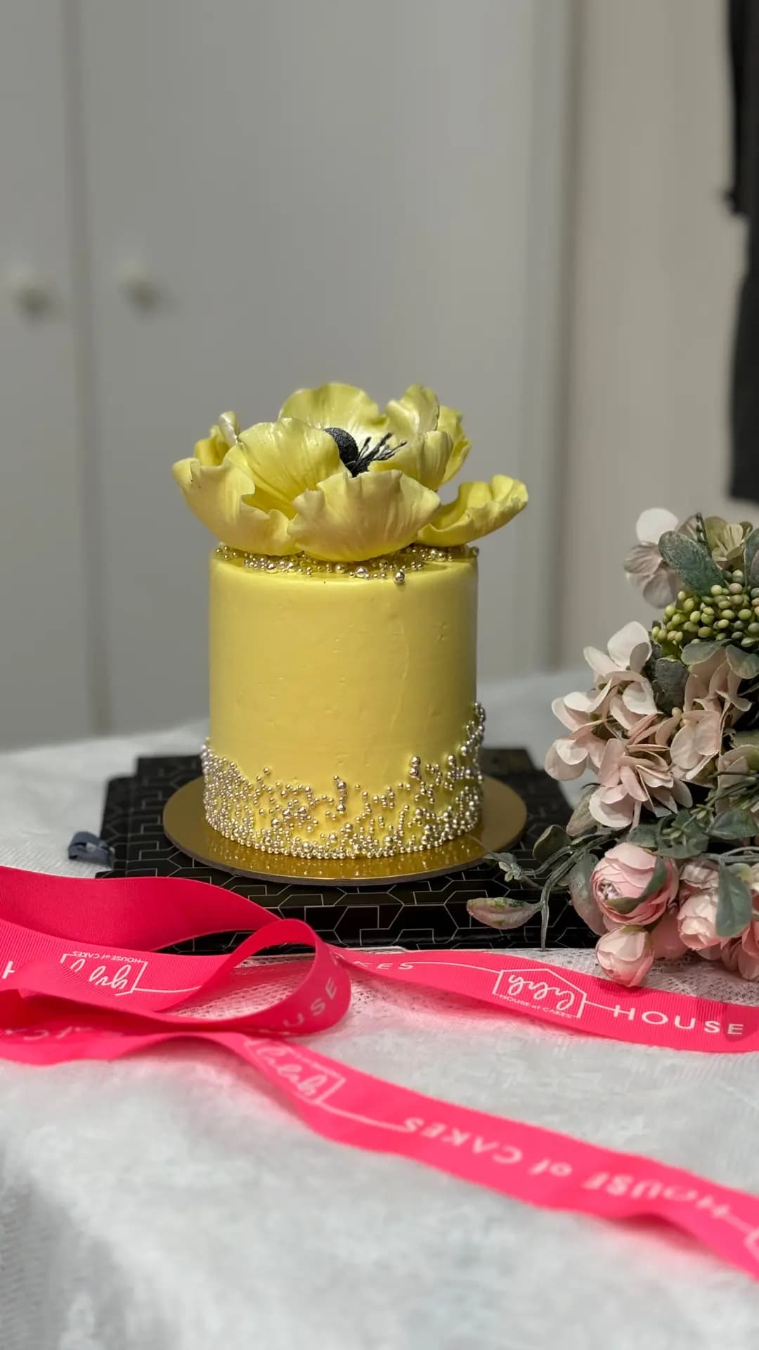 YYY House of Cakes photo 1