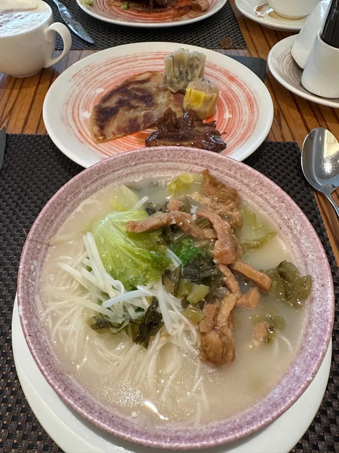 MoMo Café photo 2
