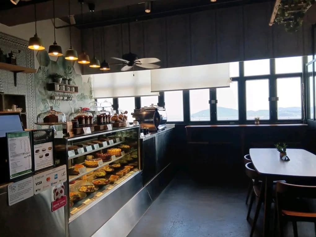 TREE Cafe photo 4