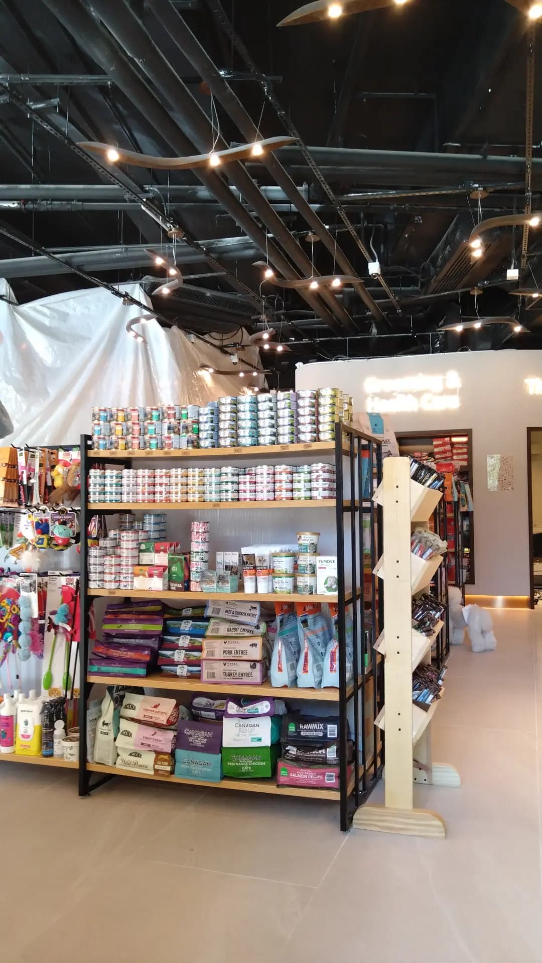 THE BARKYARD photo 2