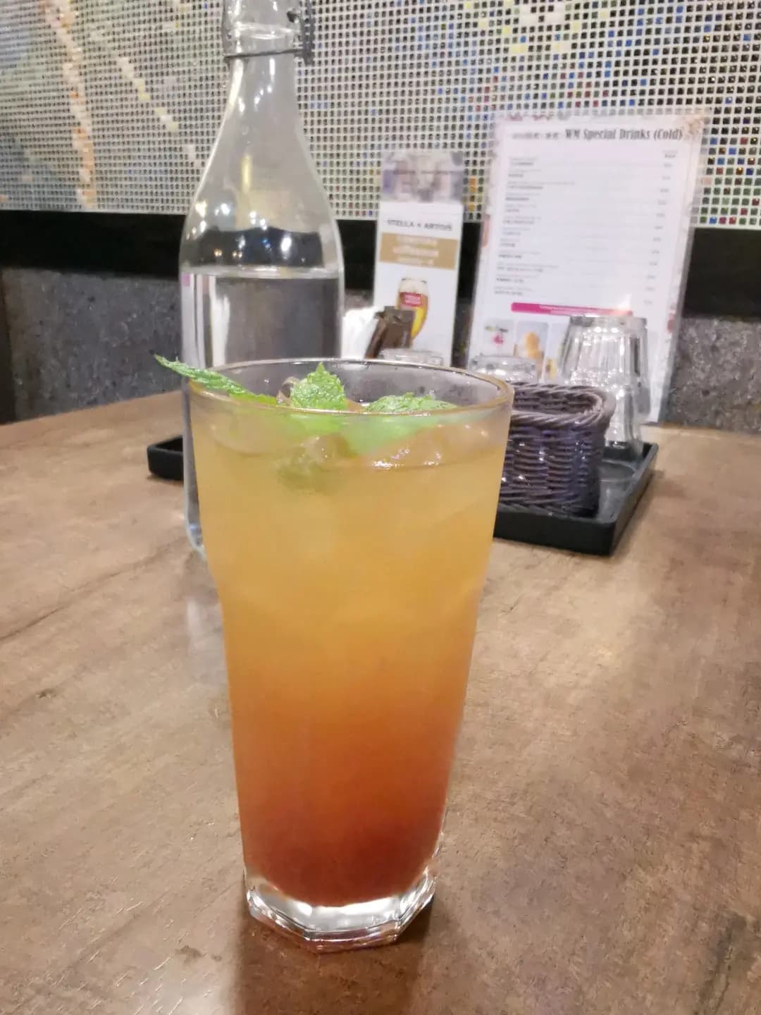 WM Café & Bar (雅濤居購物商場) photo 3