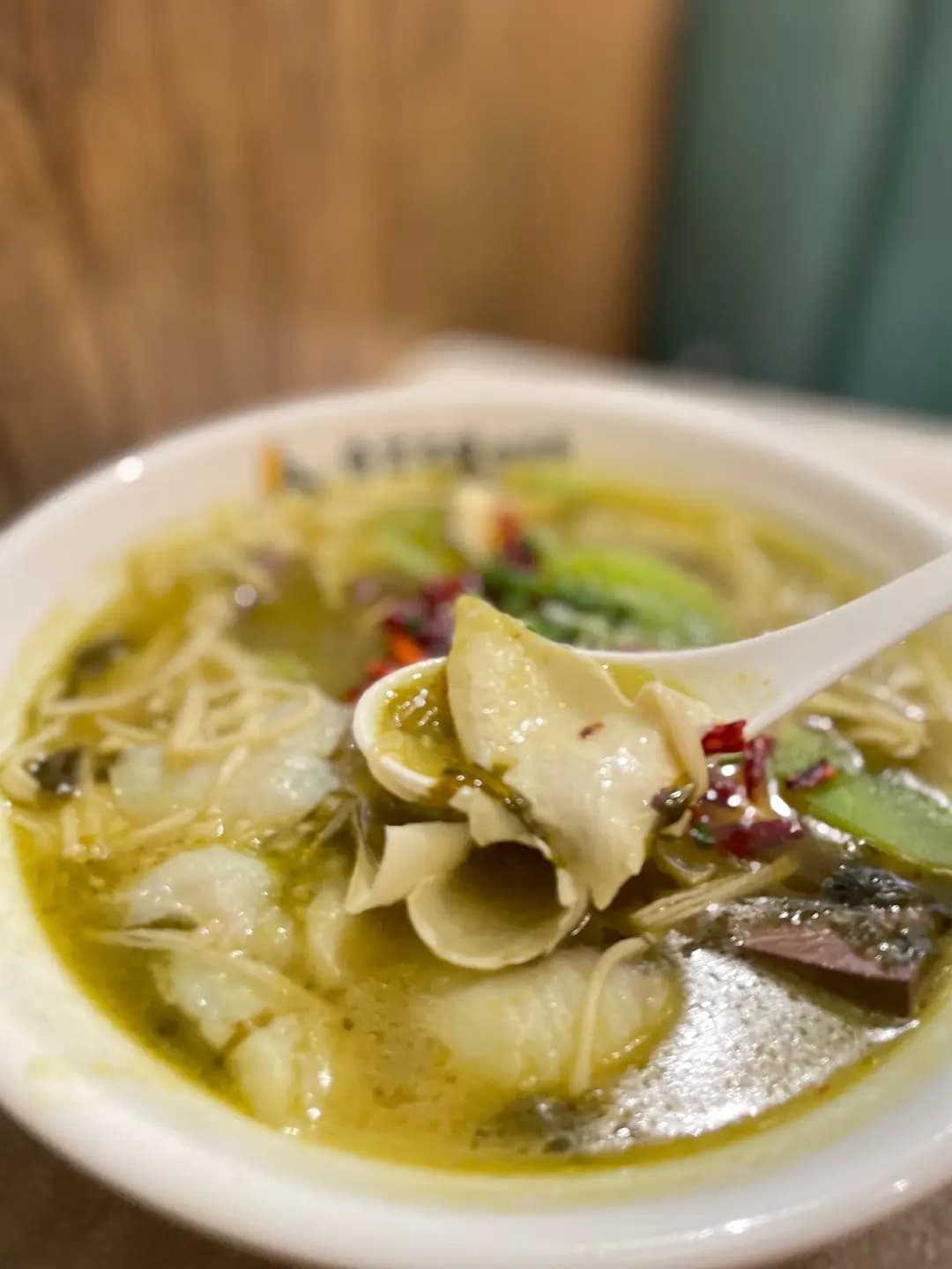 魚眾不同酸菜魚 (冠美樓) photo 8