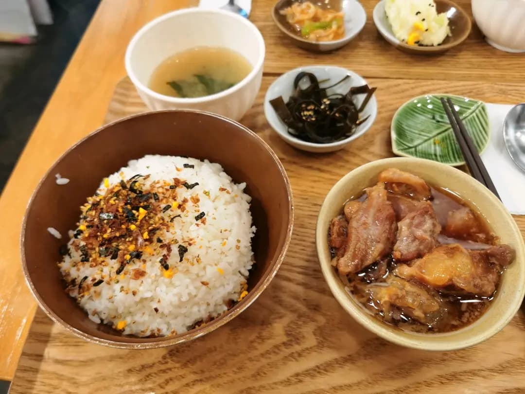 廿八食堂 photo 2