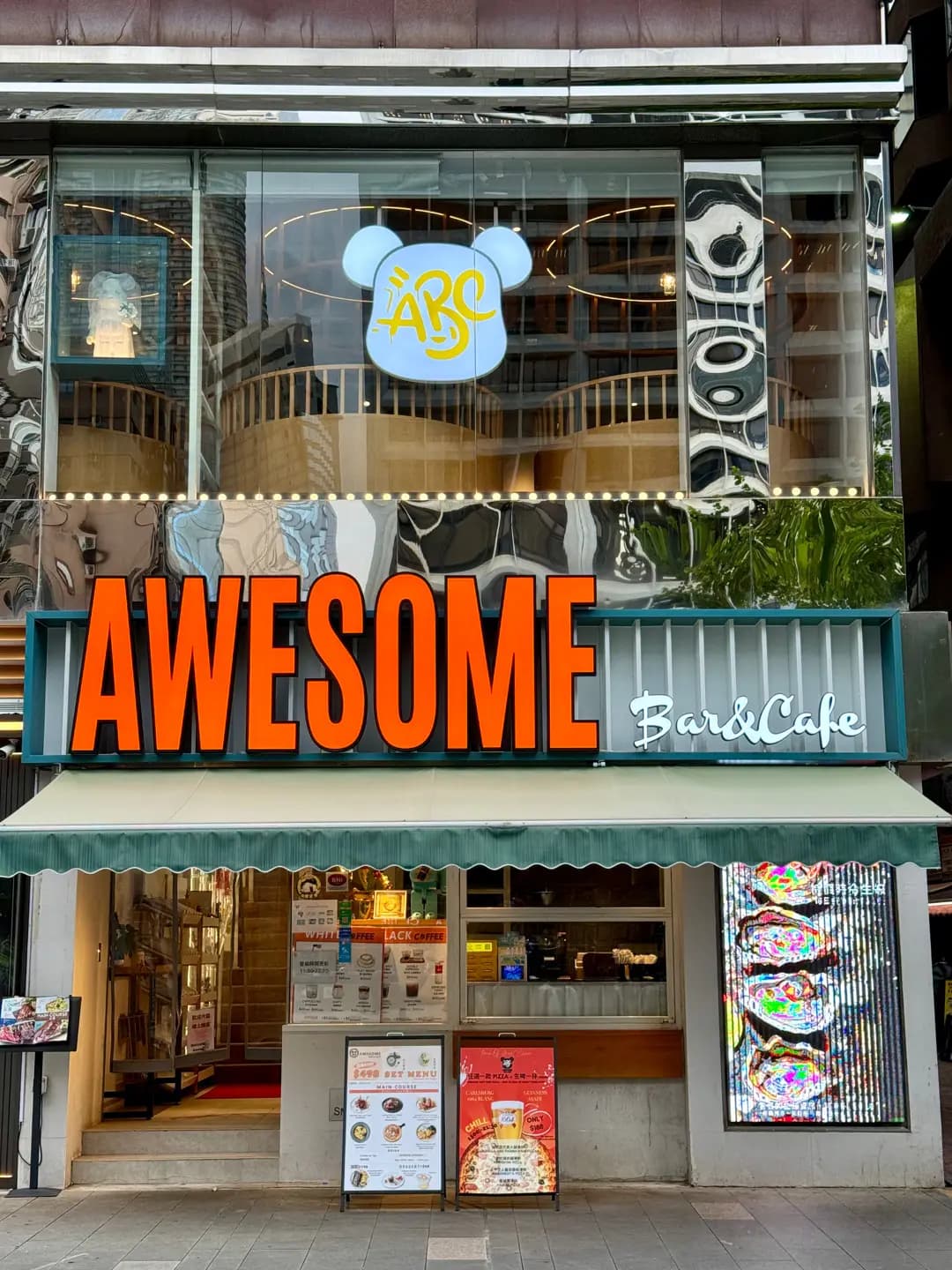 Awesome Bar & Cafe photo 1