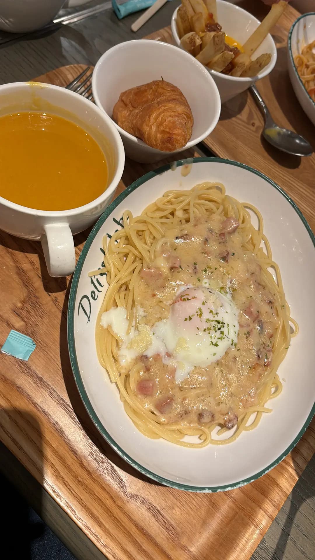 Oliver's Super Sandwiches (新鴻基中心) photo 2