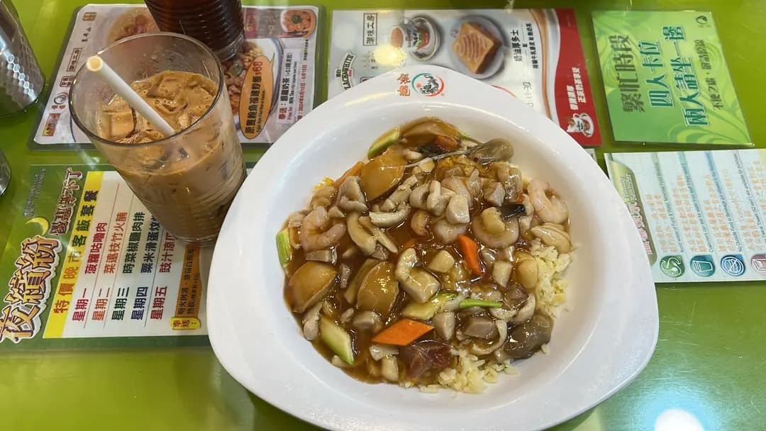 銀龍粉麵茶餐廳 photo 1