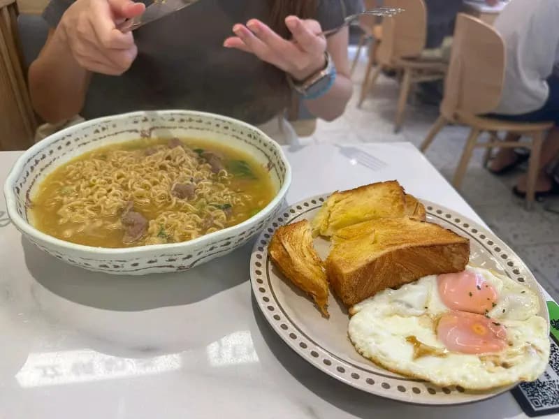 牛奶冰室 (耀基大廈) photo 3