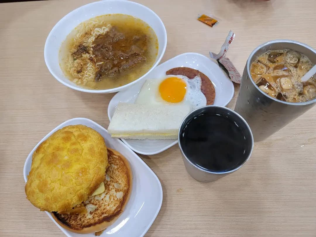 龍小館燒味餐室 photo 7