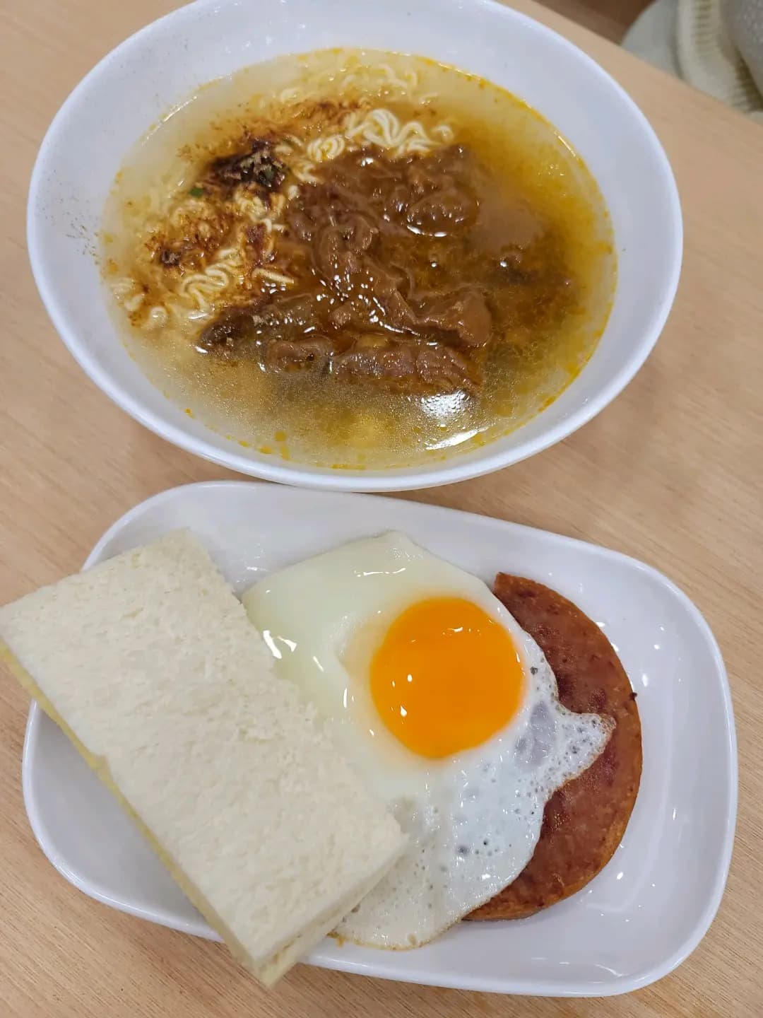 龍小館燒味餐室 photo 4