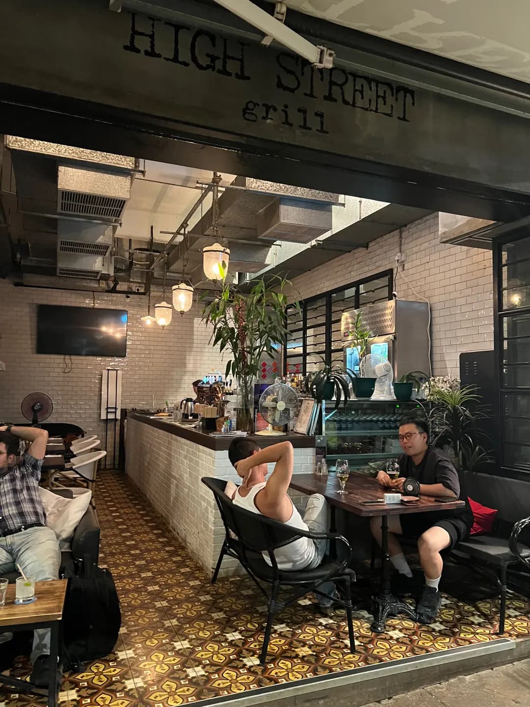 High Street Grill photo 3