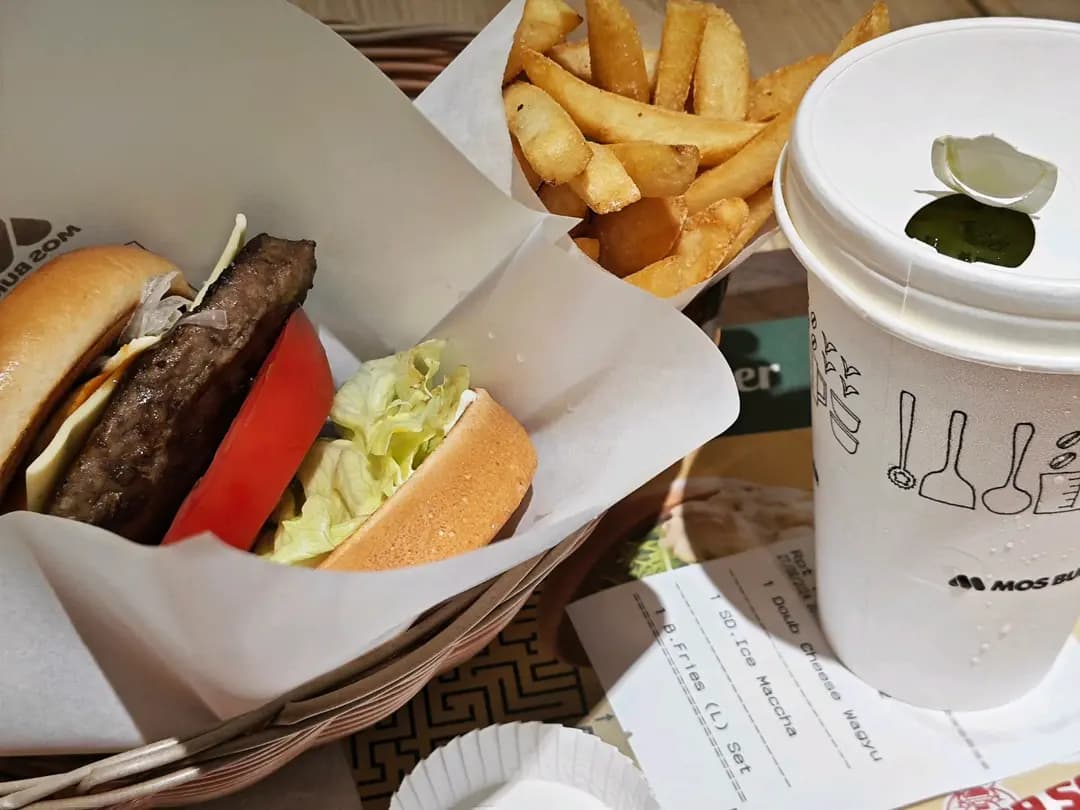 MOS Burger Express (北角匯二期) photo 7