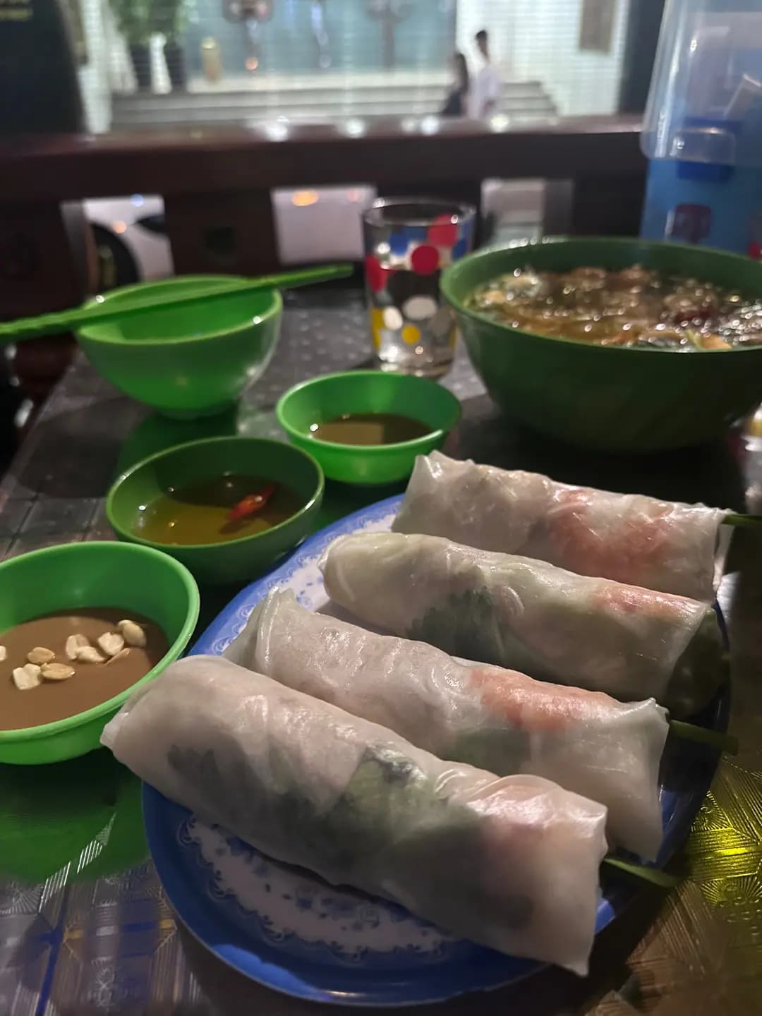 Ăn Chơi photo 1
