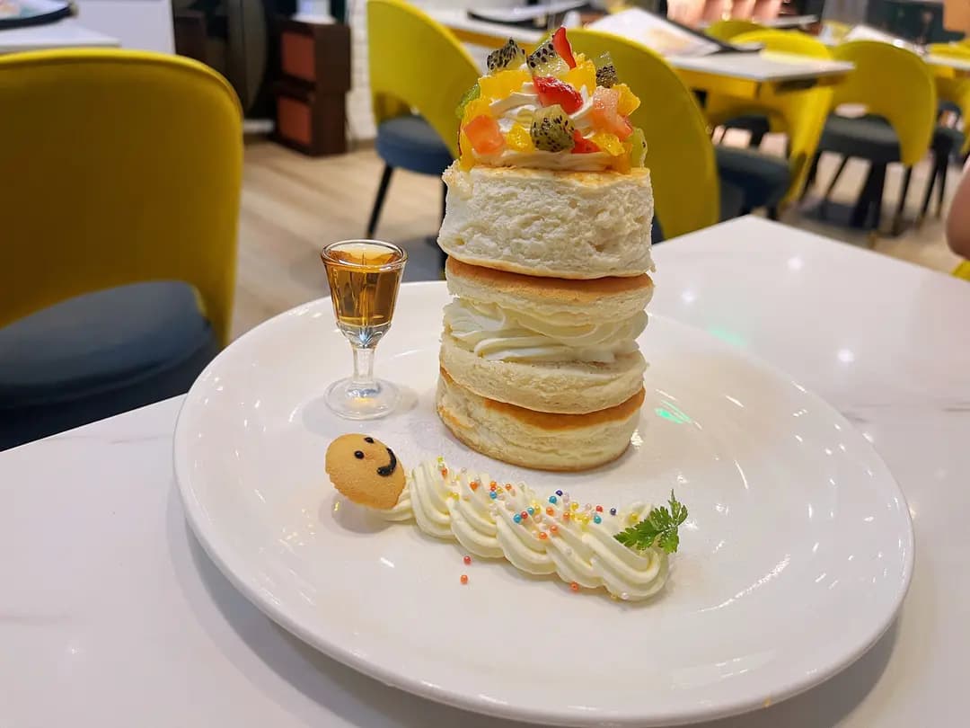 Gram Cafe & Pancakes photo 2