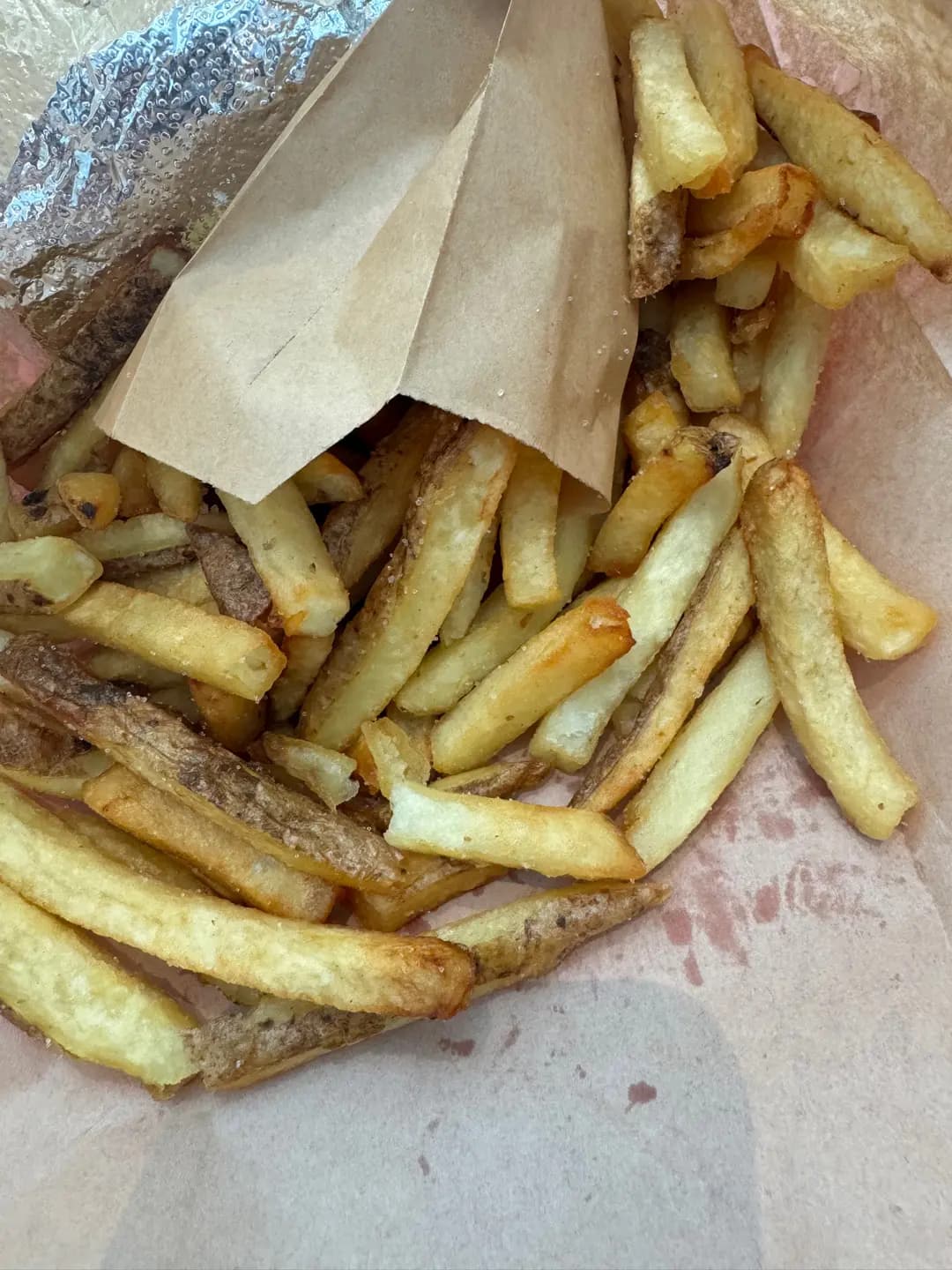 FIVE GUYS photo 5