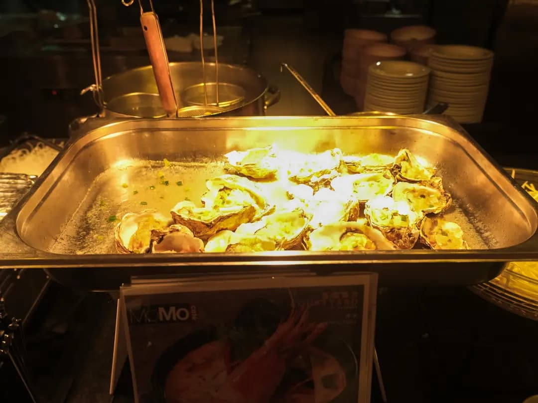 MoMo Café photo 7