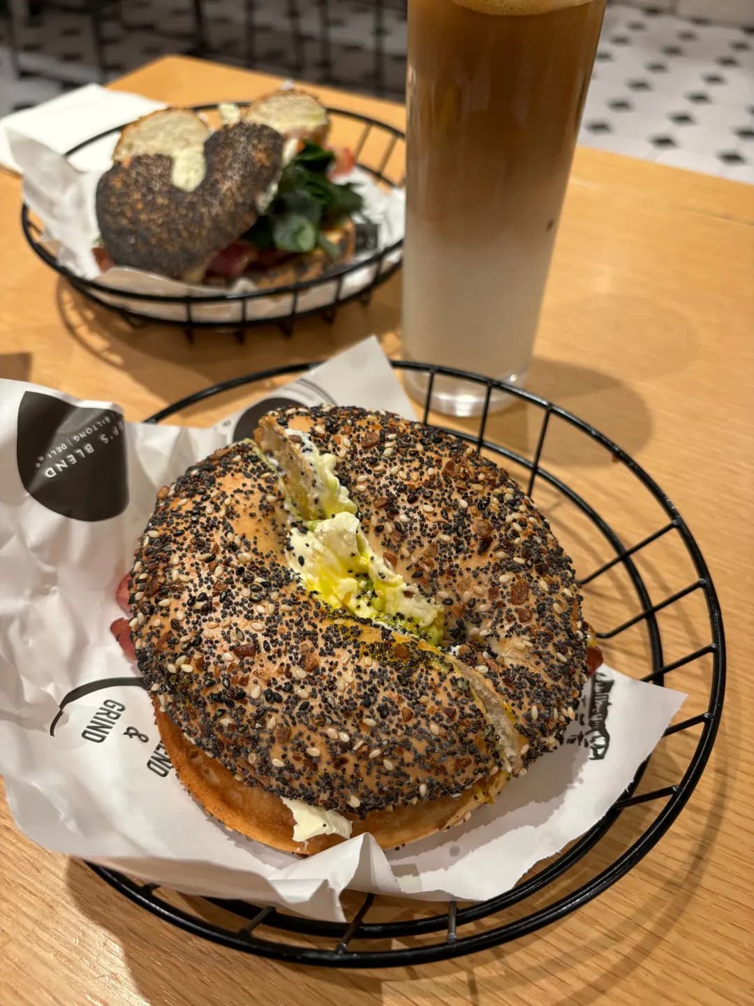 R&R Bagels photo 1