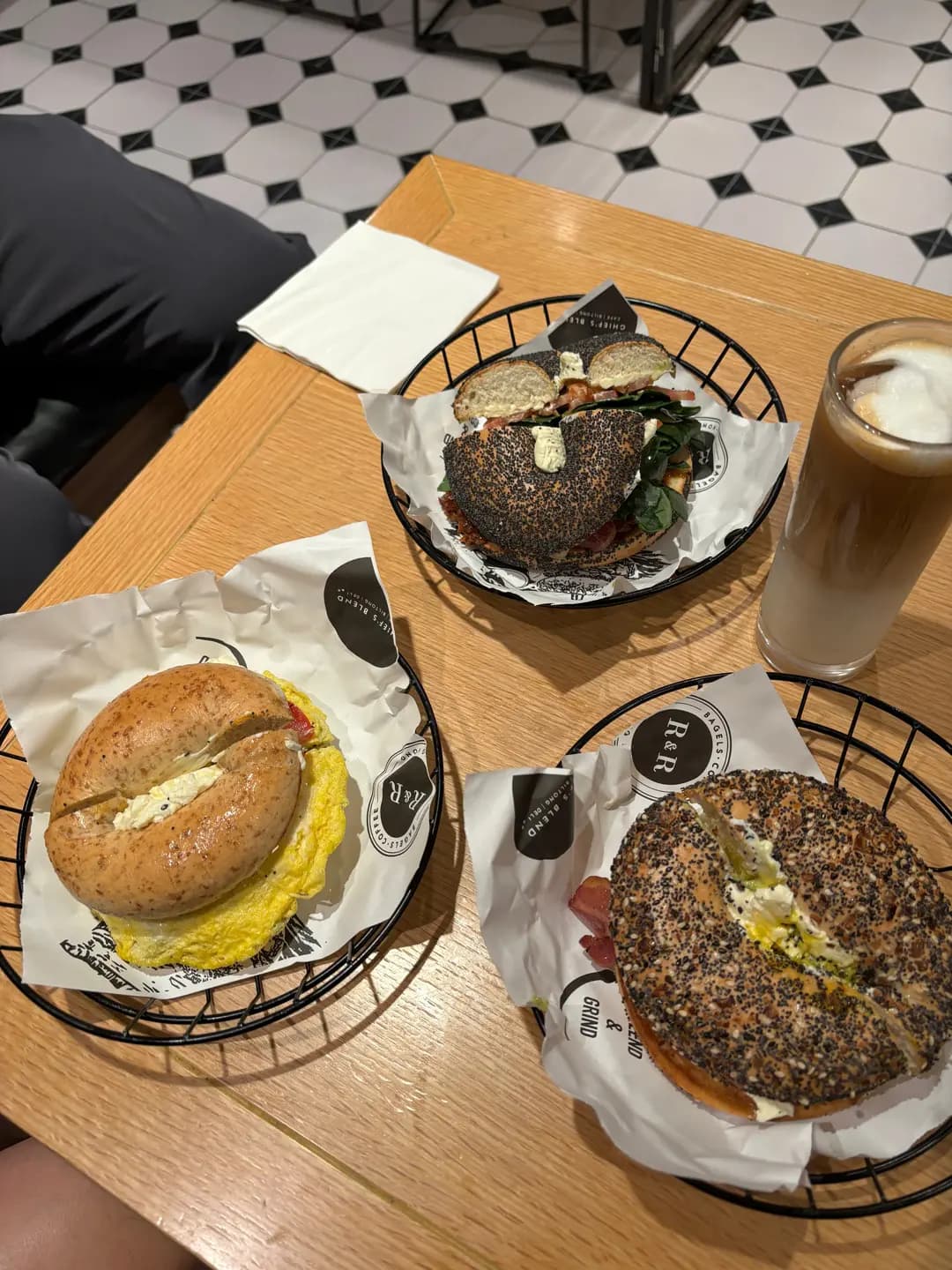 R&R Bagels photo 8
