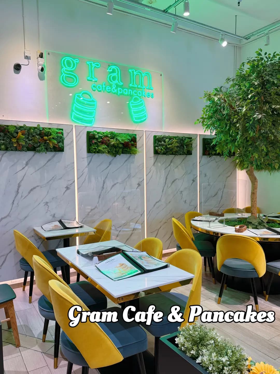 Gram Cafe & Pancakes photo 8