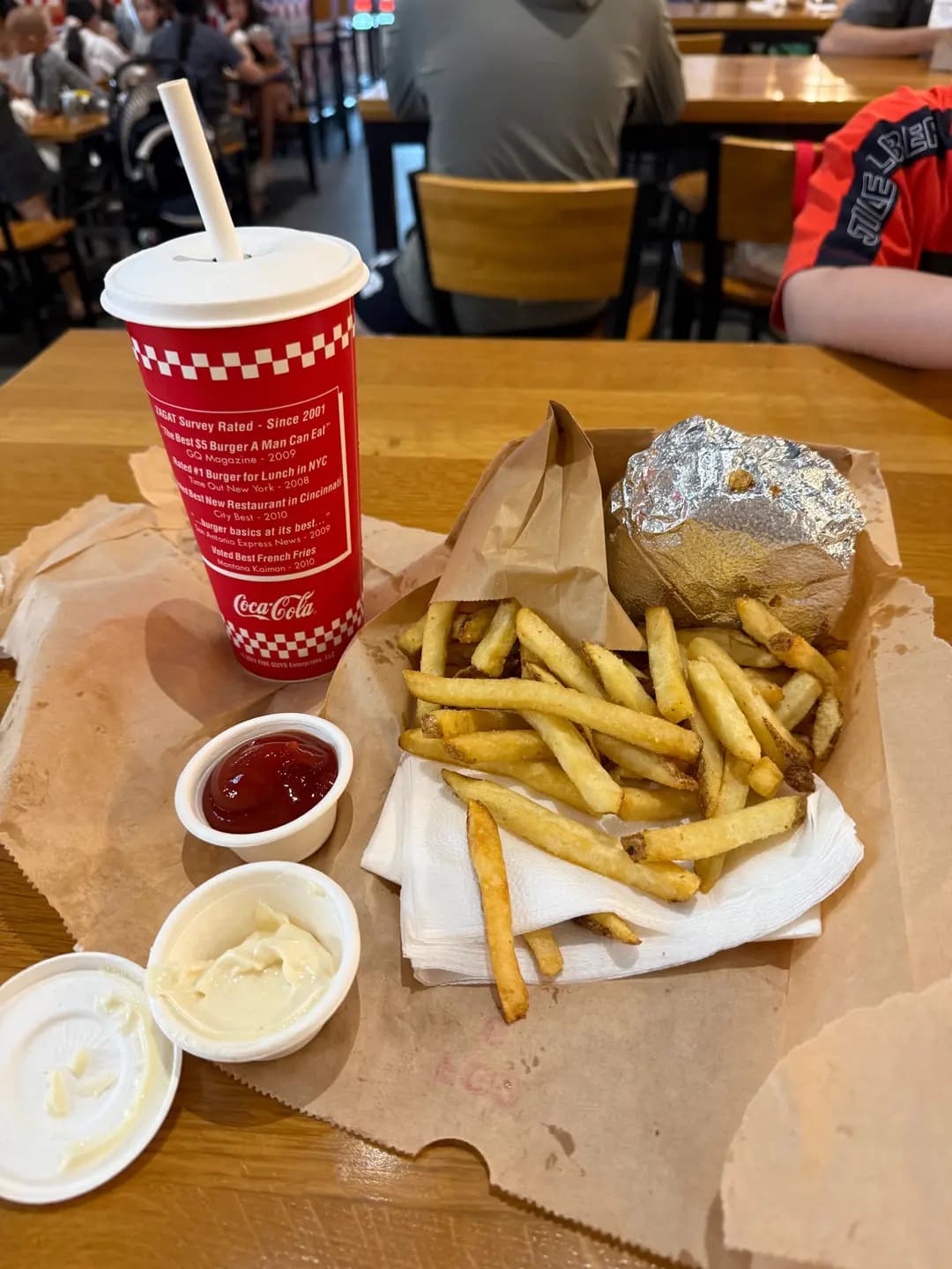 FIVE GUYS photo 8