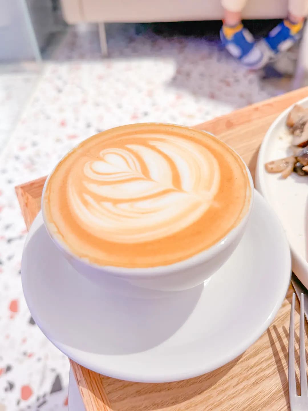 G Life cafe x ideaology photo 3