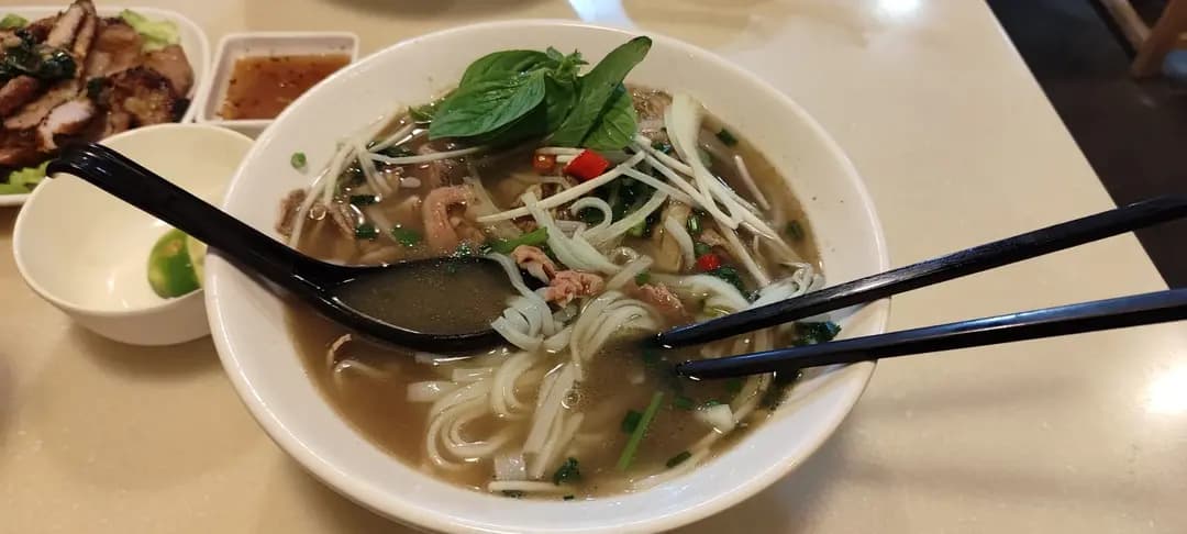 大叻越南牛肉粉餐廳 (通菜街) photo 8