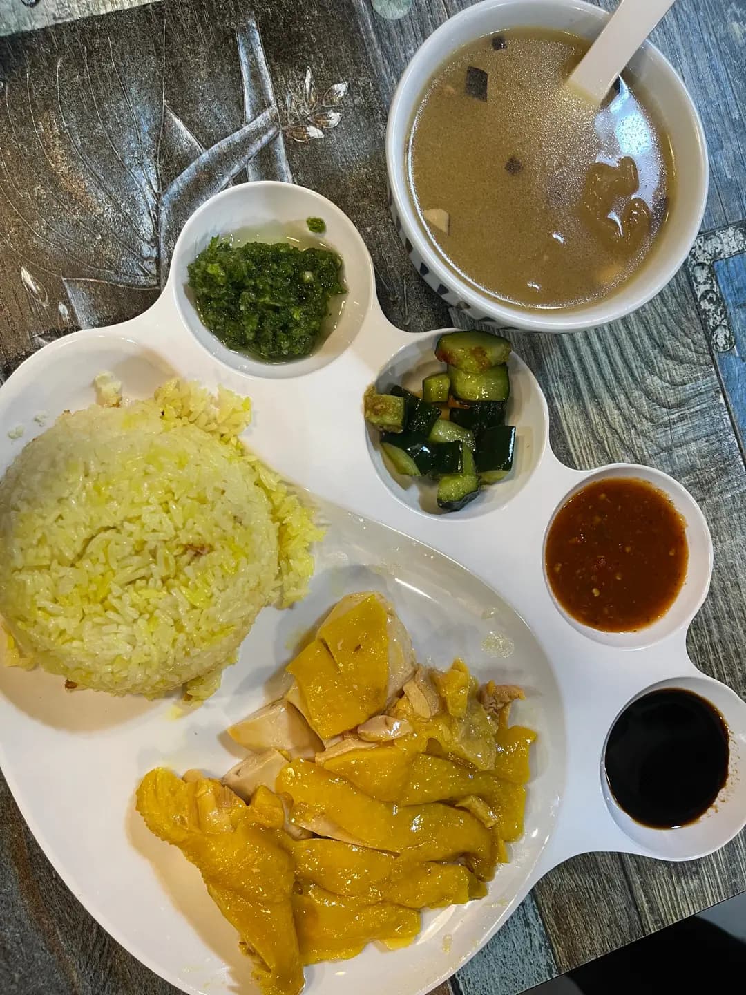 雞仔去骨海南雞專門店 (靄華大廈) photo 7