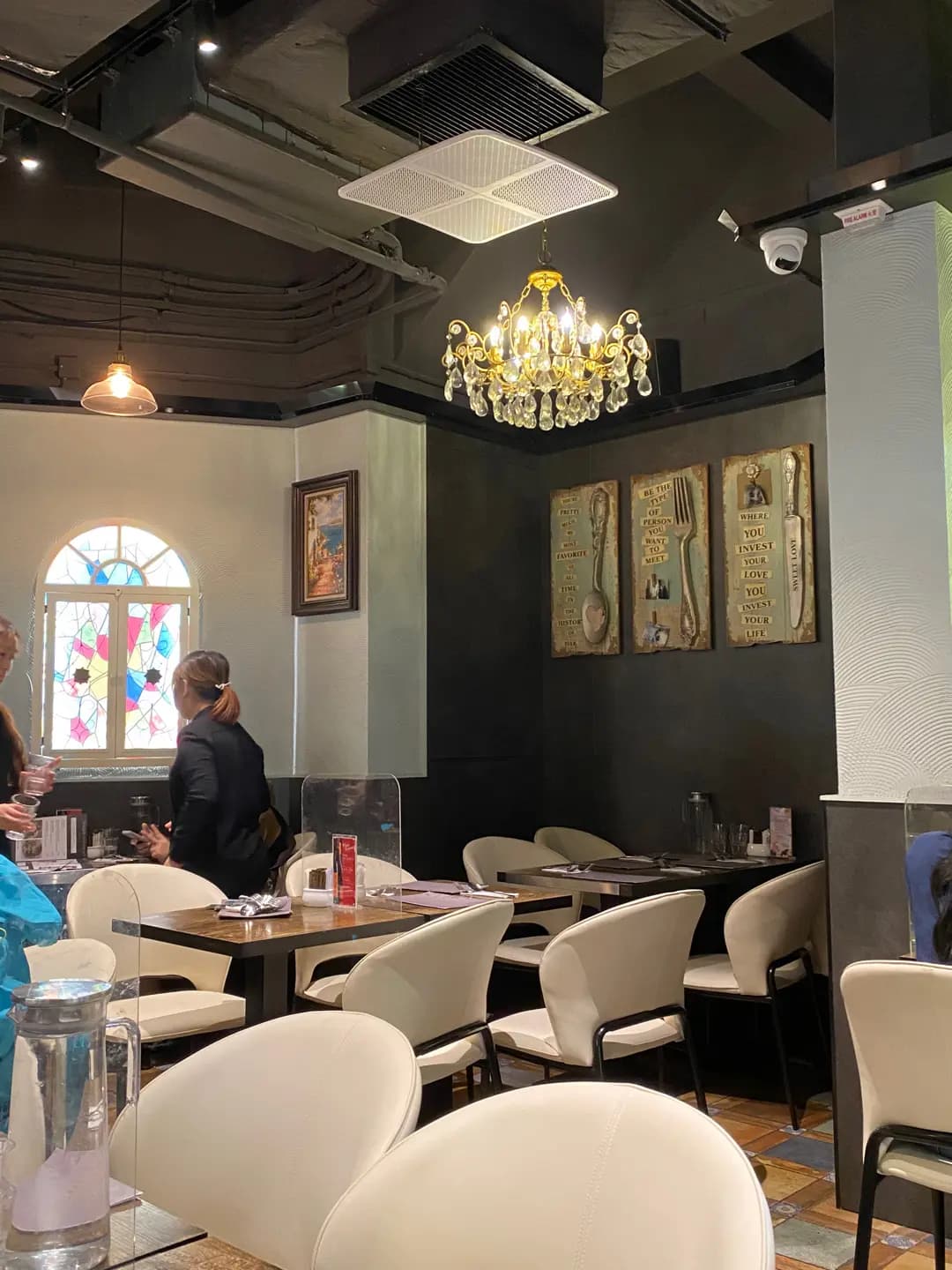 Victoria Restaurant photo 2