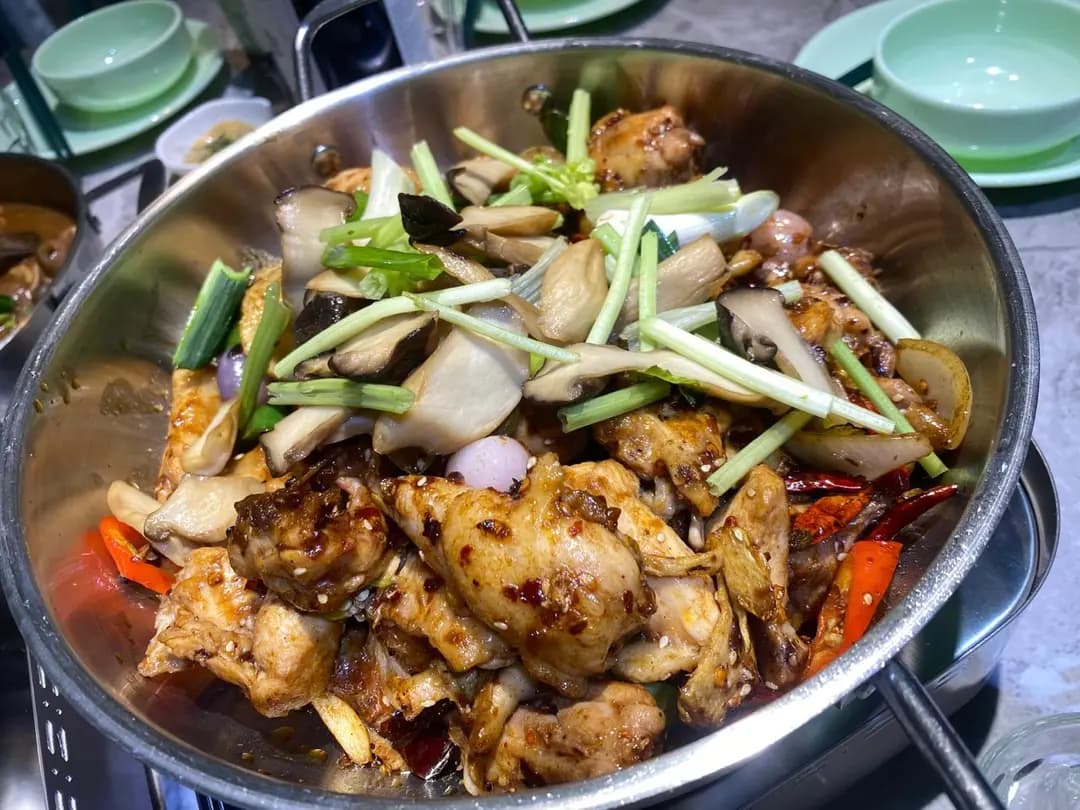 豬仔雞煲小廚 photo 3